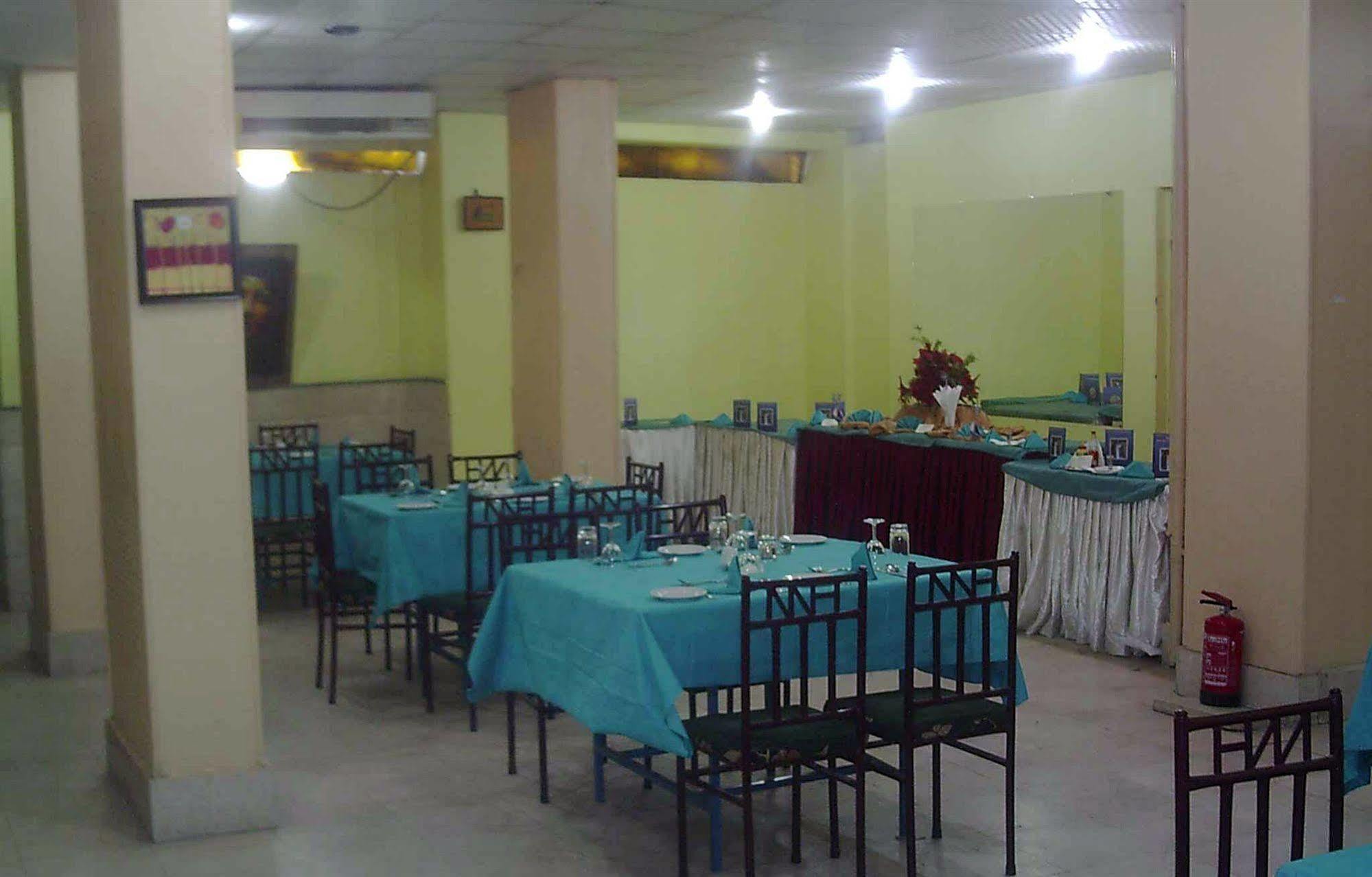 Nuba Nile Hotel Assuan Exterior foto