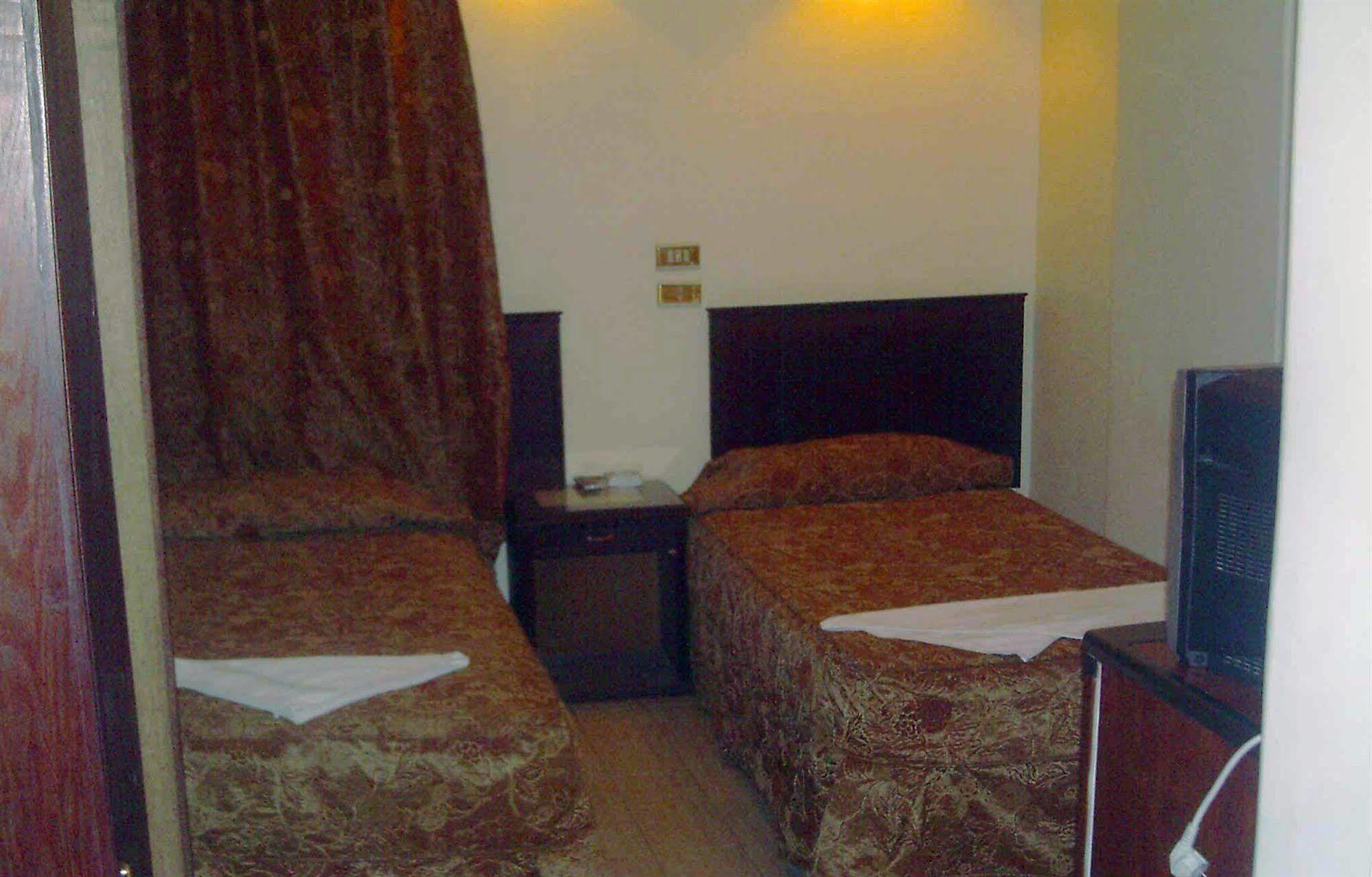 Nuba Nile Hotel Assuan Exterior foto